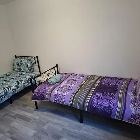 2 In Dachgeschoss Maison d'hôtes