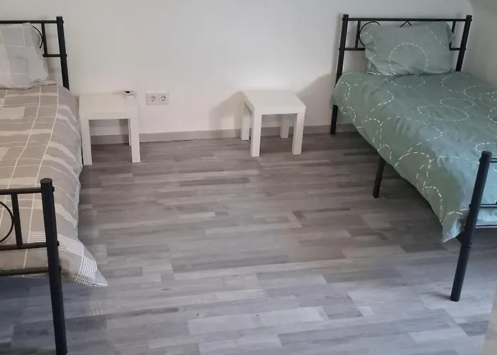 2 In Dachgeschoss Maison d'hôtes